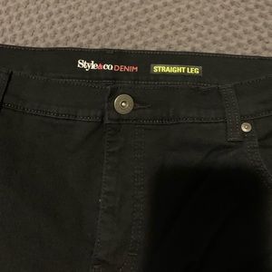Black Ladies jeans